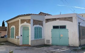 Studio climatisé avec parking et proche de la mer